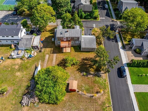 13 Hammond St., Mattapoisett MA 02739