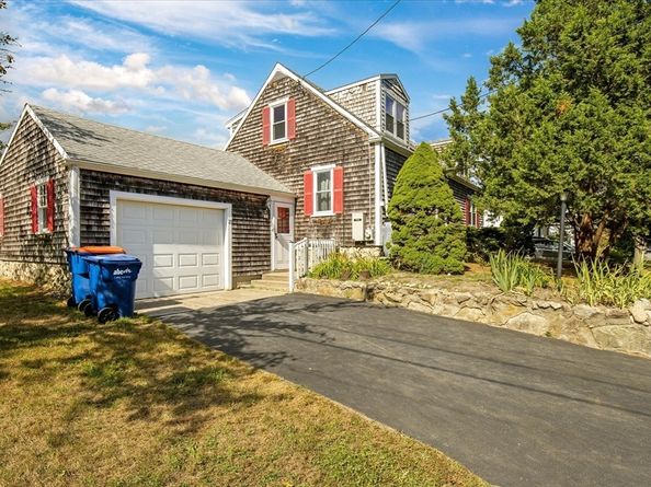 13 Hammond St., Mattapoisett MA 02739