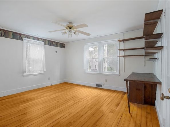 13 Hammond St., Mattapoisett MA 02739