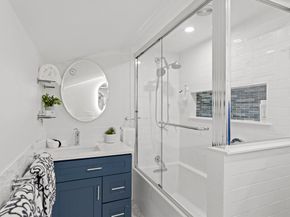 16 Plymouth Cir, Melrose MA 02176