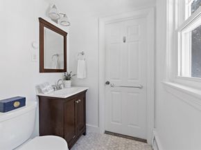 16 Plymouth Cir, Melrose MA 02176