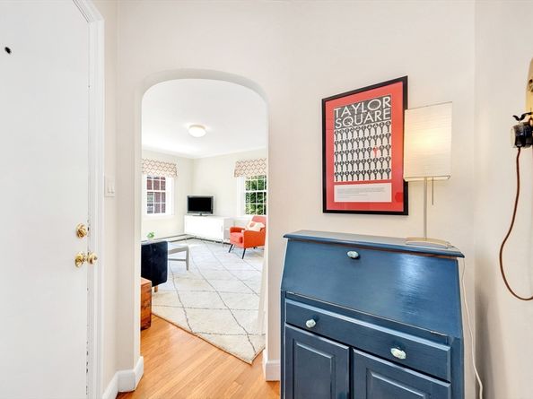 2 Garden Ct 2, Cambridge MA 02138