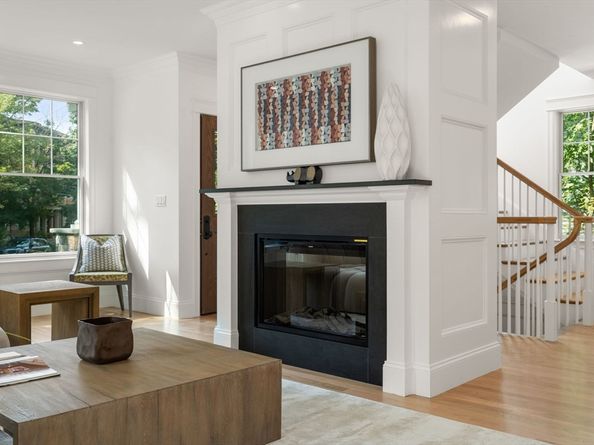 85 Naples Rd 1, Brookline MA 02445