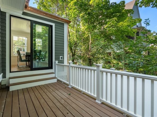 85 Naples Rd 1, Brookline MA 02445
