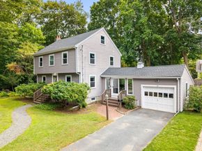 31 Palmer Rd, Framingham MA 01702