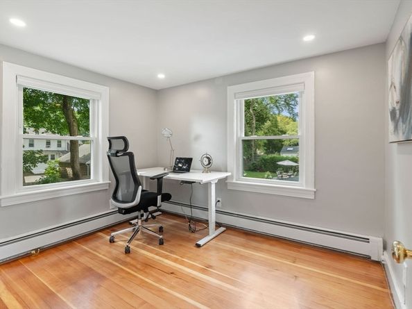 31 Palmer Rd, Framingham MA 01702