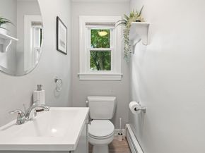 31 Palmer Rd, Framingham MA 01702