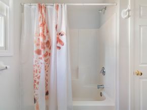 19 Draper St, Medford MA 02155