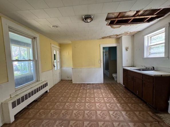99 Beacon St, Boston MA 02136