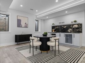 38 Kappius Path, Newton MA 02459