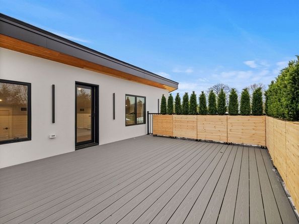 38 Kappius Path, Newton MA 02459