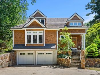 6 Beaver Pond Rd
