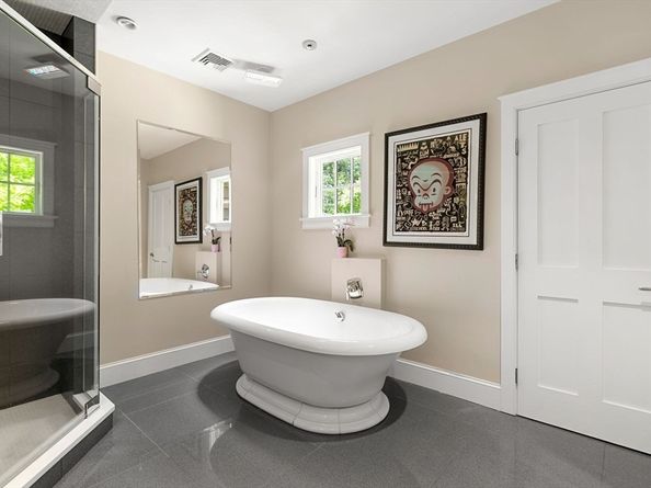 6 Beaver Pond Rd, Beverly MA 01915