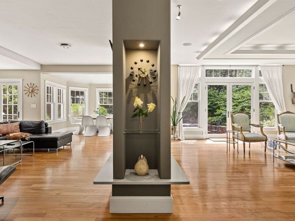 6 Beaver Pond Rd, Beverly MA 01915