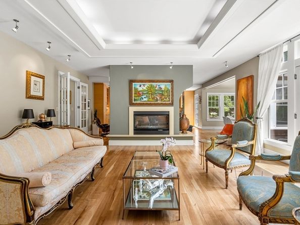 6 Beaver Pond Rd, Beverly MA 01915