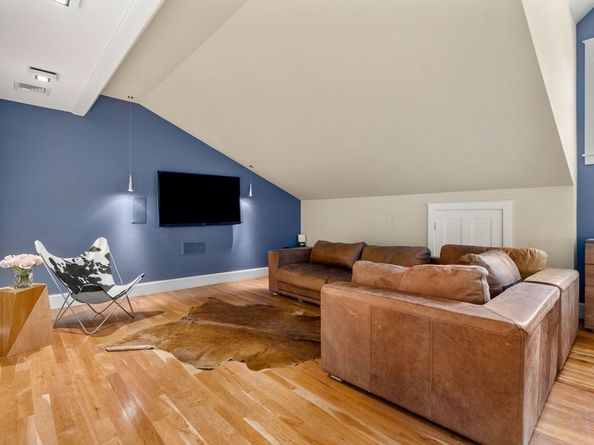 6 Beaver Pond Rd, Beverly MA 01915