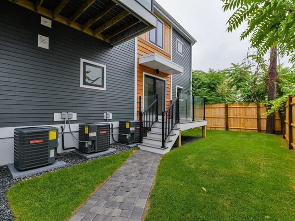 28 Berkshire St, Cambridge MA 02141