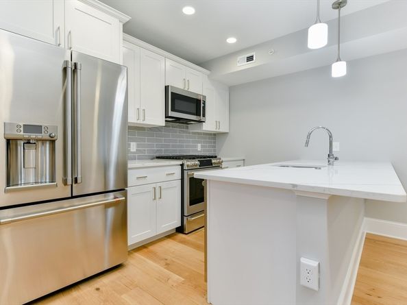28 Berkshire St, Cambridge MA 02141