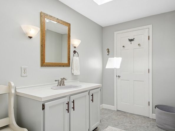 38 Collins Drive, Marlborough MA 01752