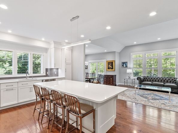 9 Black Birch Ln 9, Concord MA 01742