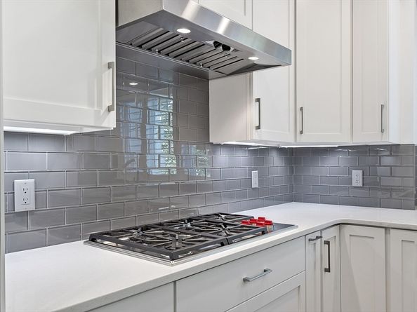 9 Black Birch Ln 9, Concord MA 01742