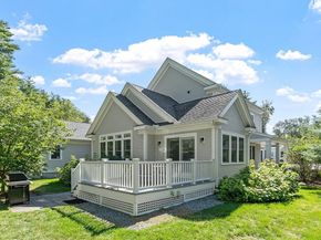 9 Black Birch Ln 9, Concord MA 01742