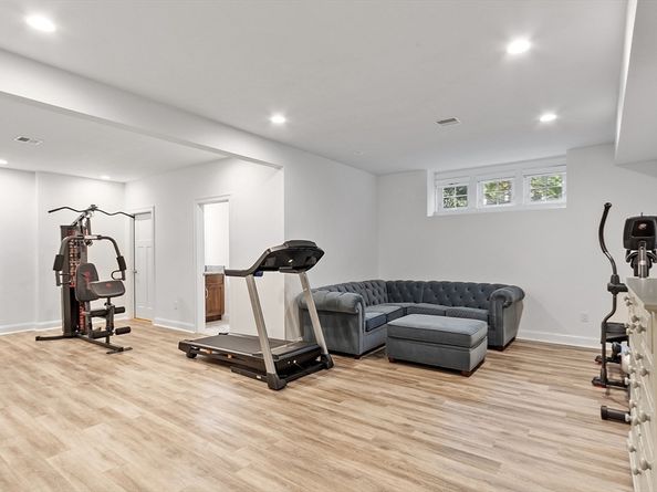 9 Black Birch Ln 9, Concord MA 01742