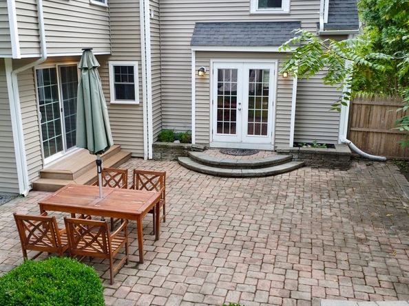39 Evergreen Road, Natick MA 01760