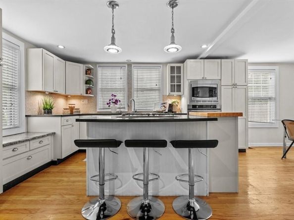 39 Evergreen Road, Natick MA 01760