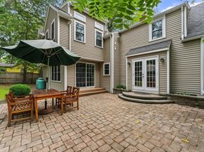 39 Evergreen Road, Natick MA 01760