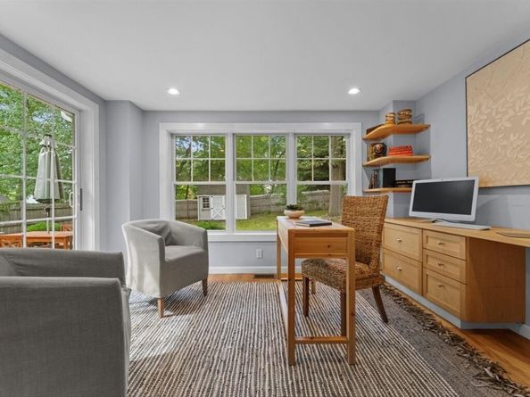 39 Evergreen Road, Natick MA 01760