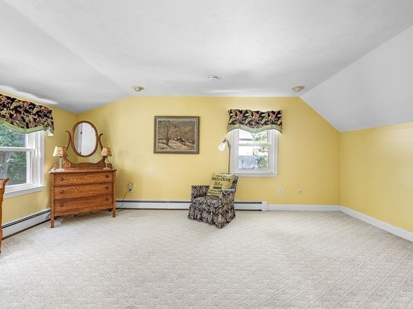 485 Central St, Holliston MA 01746