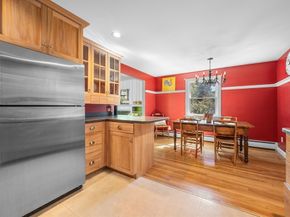 485 Central St, Holliston MA 01746