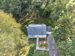 485 Central St, Holliston MA 01746