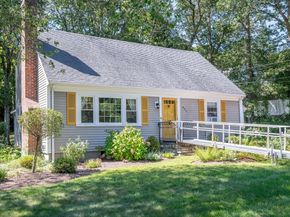 485 Central St, Holliston MA 01746