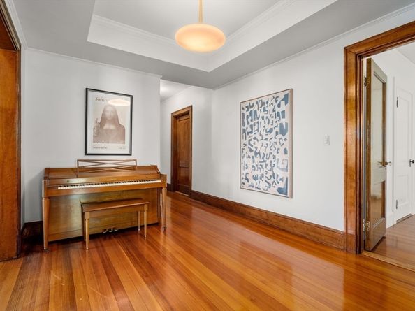 86 Greenough St 3, Brookline MA 02445