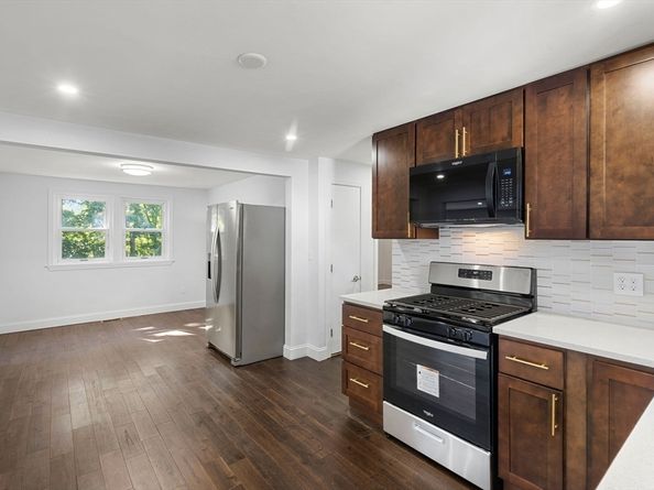 50 Bow St, Saugus MA 01906