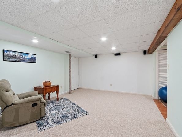 3 Thistle Hill Dr, Shrewsbury MA 01545