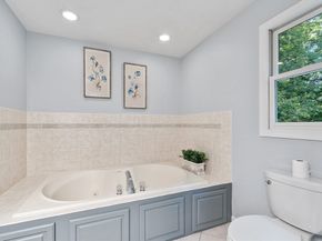3 Thistle Hill Dr, Shrewsbury MA 01545
