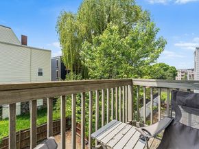 8 Howell 4, Boston MA 02125
