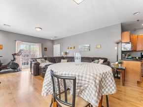 8 Howell 4, Boston MA 02125