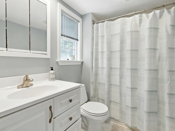 76 Redlands Rd, Boston MA 02132