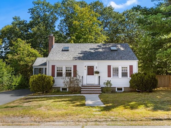 40 Bonad Road, Stoneham MA 02180