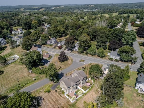 4 Stewart St 4, West Newbury MA 01985