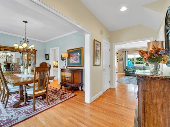 4 Stewart St 4, West Newbury MA 01985