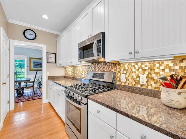 4 Stewart St 4, West Newbury MA 01985
