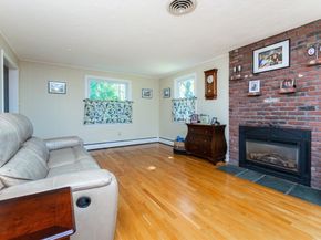 85 Gridley St, Quincy MA 02169