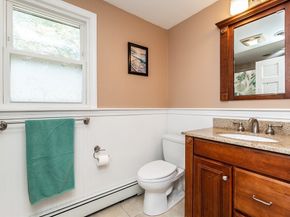 85 Gridley St, Quincy MA 02169