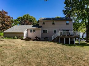 85 Gridley St, Quincy MA 02169