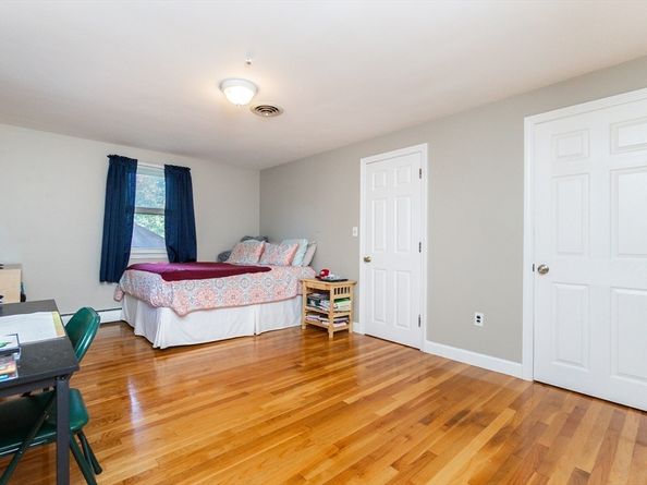 85 Gridley St, Quincy MA 02169